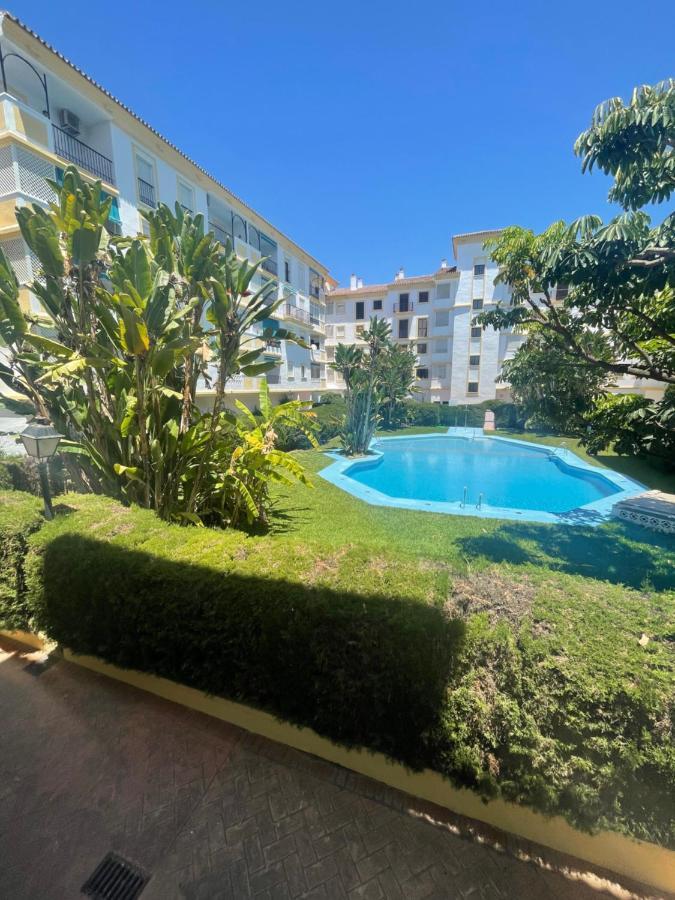 Apartamento Jardines Del Rocio Torre Del Mar Kültér fotó